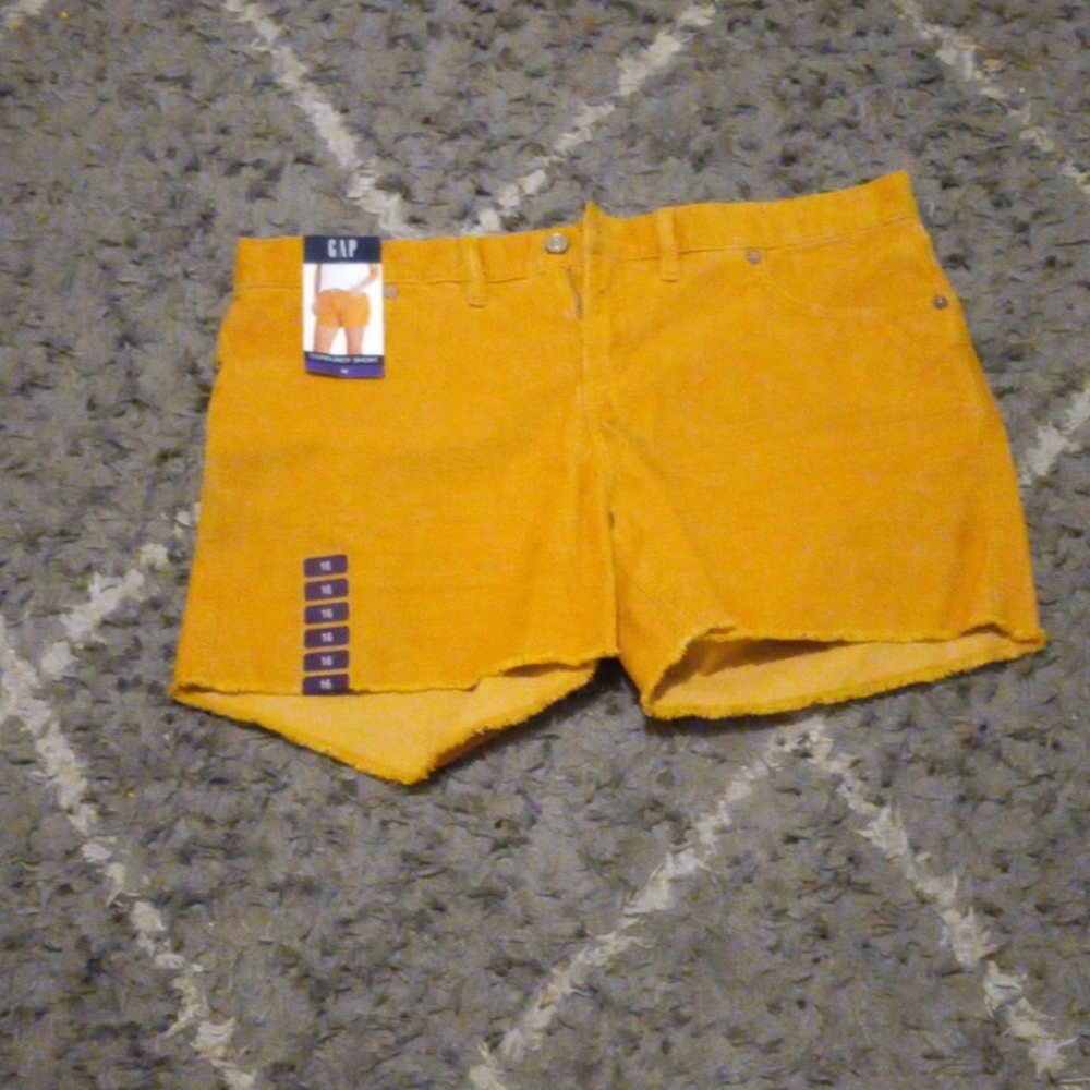 Gap corduroy short